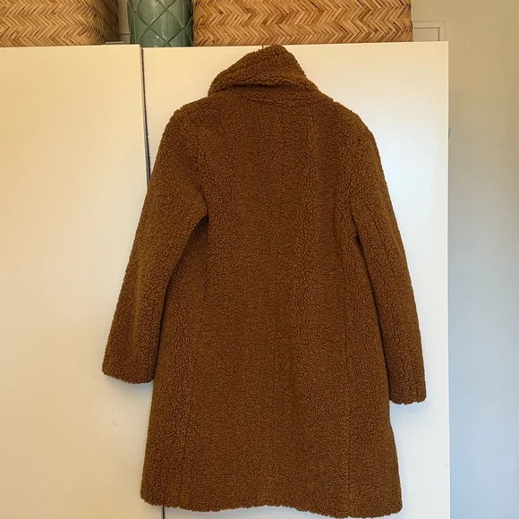 J.Crew Tan/ brown Sherpa Jacket with Navy Lining size medium - Picture 4 of 5